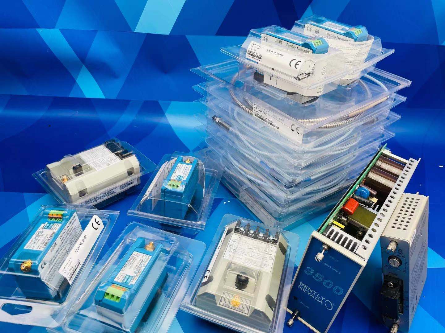 PLC và DCS: So sánh Bộ điều khiển logic khả trình và Hệ thống điều khiển phân tán